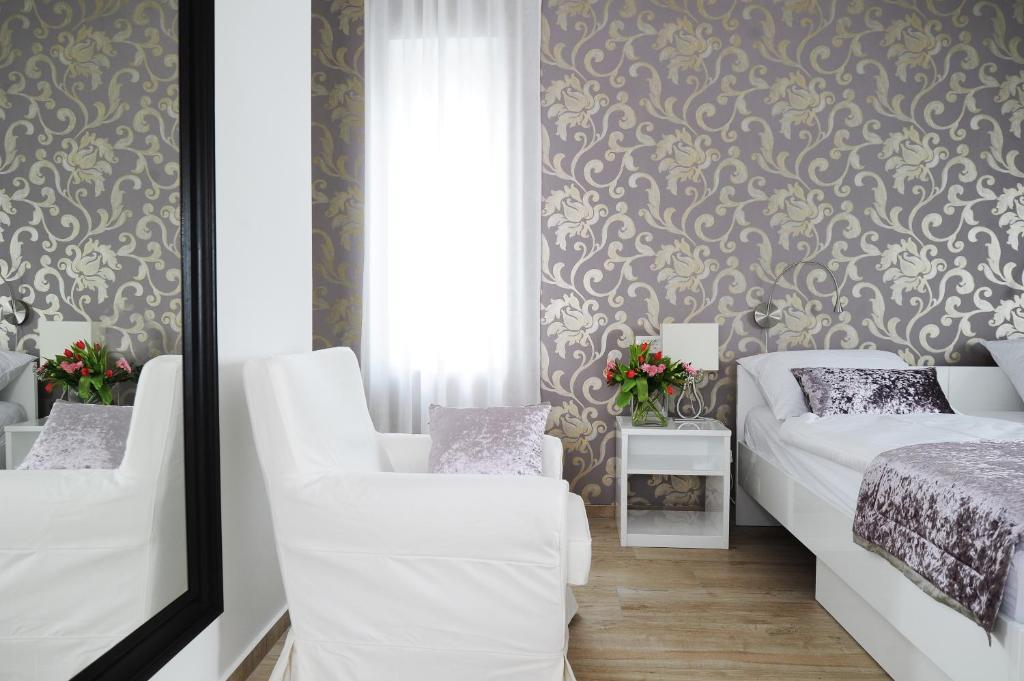 Garni Hotel Azur 류블랴나 객실 사진